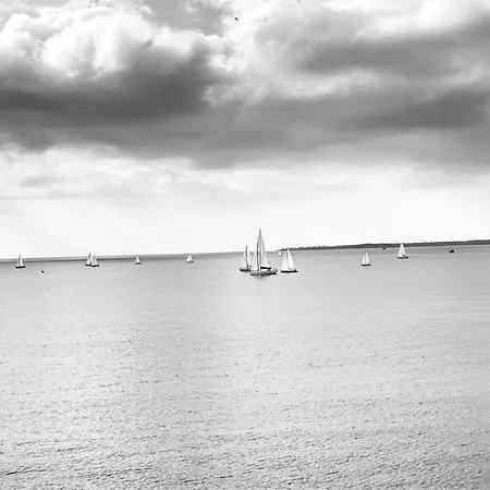 Pied Dans L'eau, Sea View In The Heart Of Juan Les Pins * Antibes